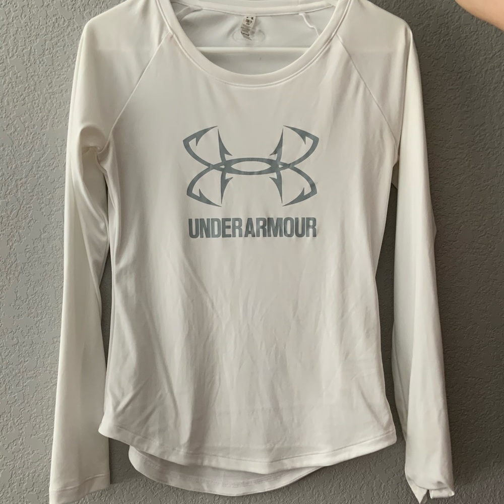 under armour athletic long sleeve
